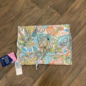 NWT- Vera Bradley- Hanging  Accessory Organizer- Rain Forest Canopy